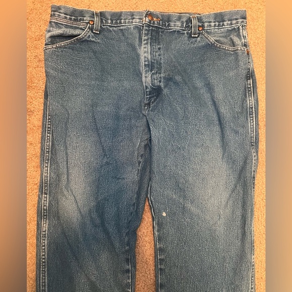 Wrangler Men's Blue Jeans Size 40x30 - Picture 4 of 7